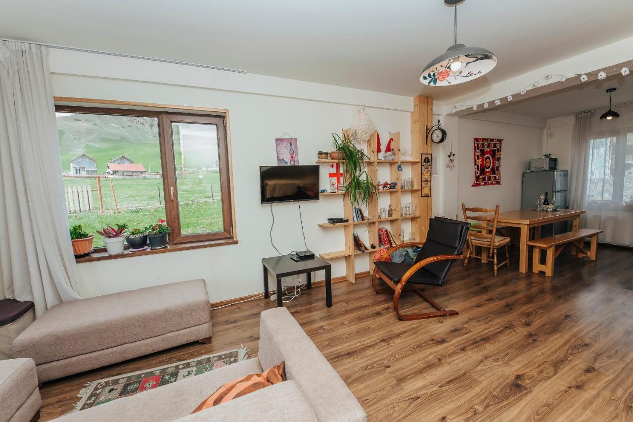 Ski House Bluebird Gudauri Exterior foto